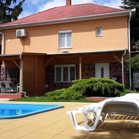 Király Villa